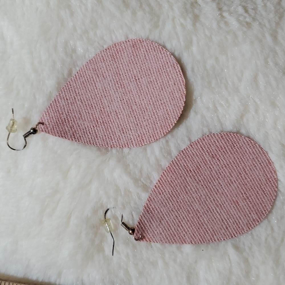 Buffalo Plaid Faux Leather Teardrop Earrings 2/$10 Sale - Picture 3 of 3